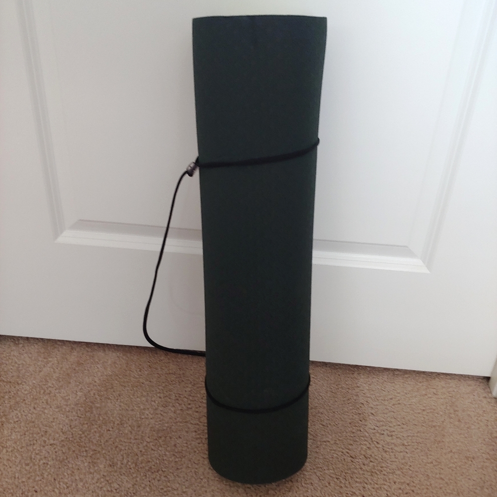Gold Armour Non-Slip Yoga Mat w/ Carrying Strap